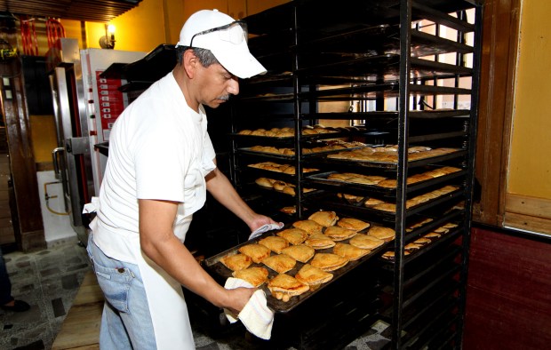 LOS PASTES, UNA TRADICIÓN INGLESA CON EL SELLO "MADE IN MÉXICO